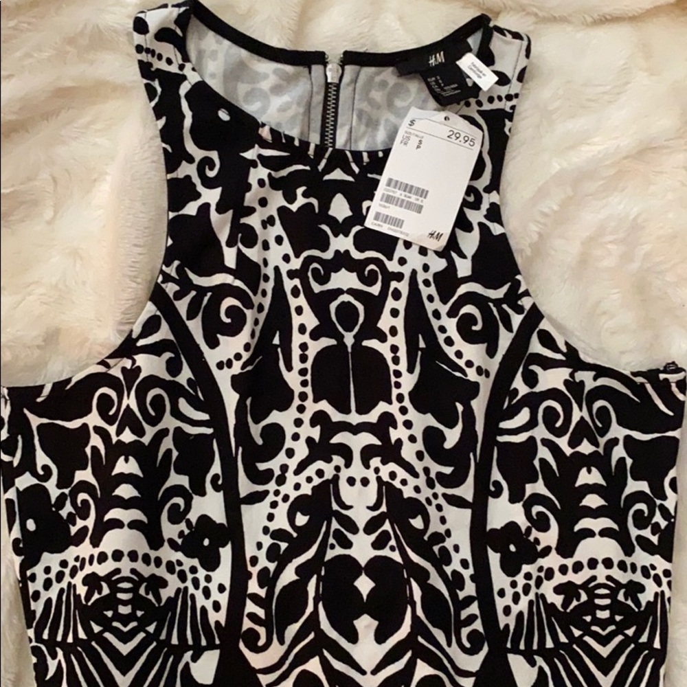 H&M Dress - Picture 2 of 2